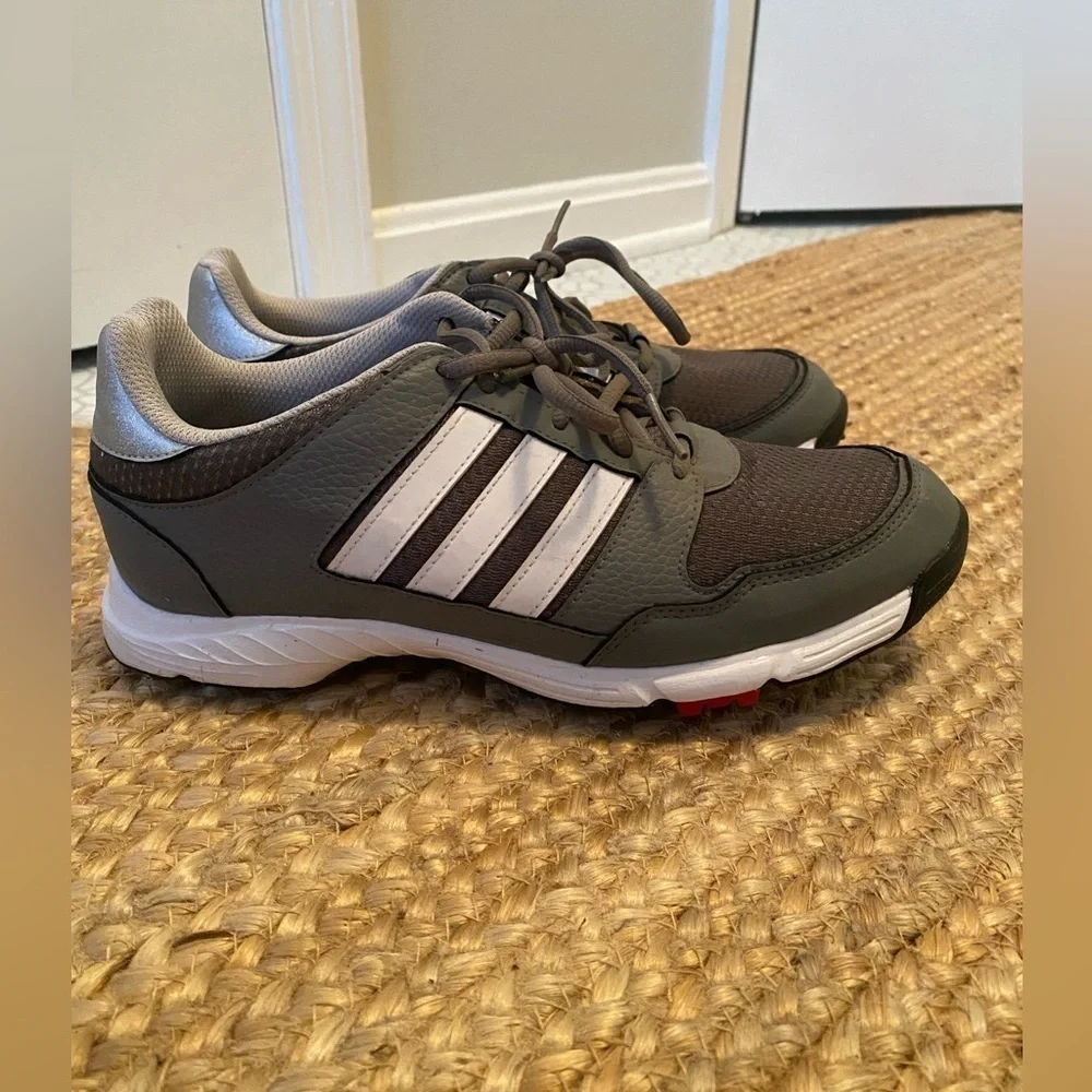 Adidas Men’s Grey Spiked Golf Shoes Size 8